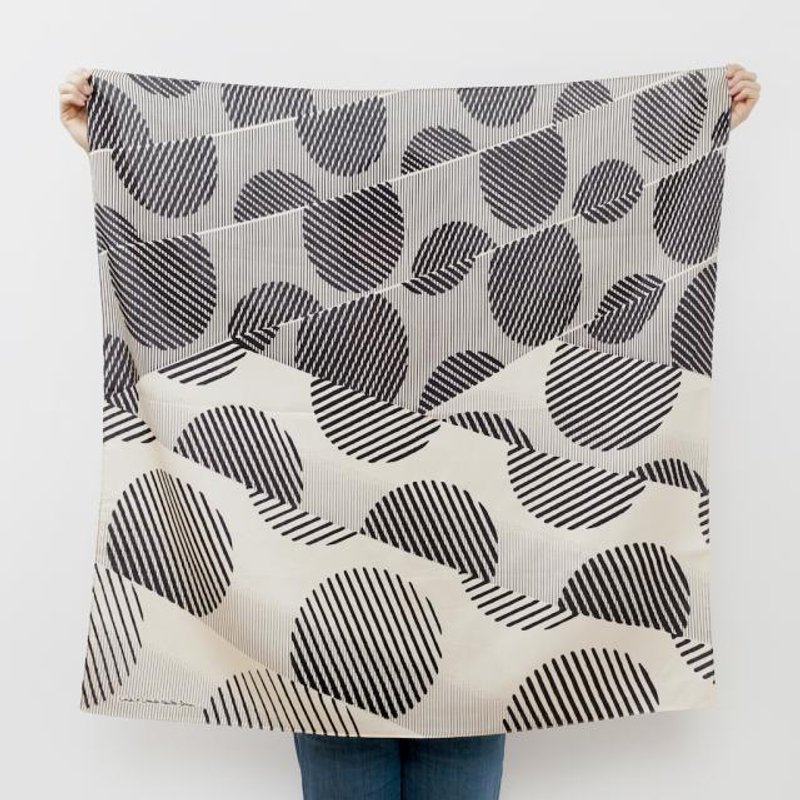 Dots Black Furoshiki - 丝巾 - 棉．麻 黑色