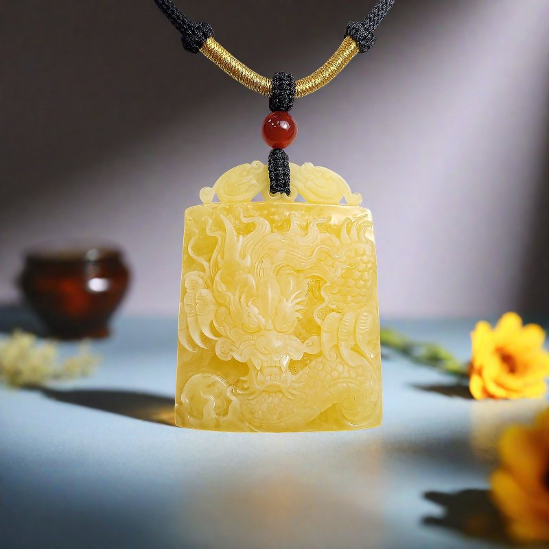 腾彪琥珀 天然鸡油黄蜜蜡 大师精雕 蟠龙戏珠 传家正规牌 项链坠 - 项链 - 半宝石 黄色