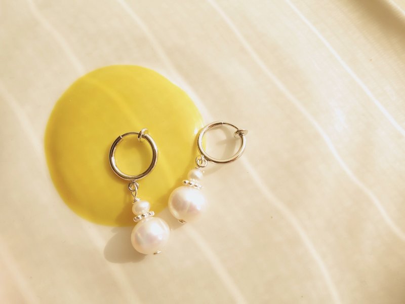 雪人 Bonhomme de neig - 耳环/耳夹 - 半宝石 白色