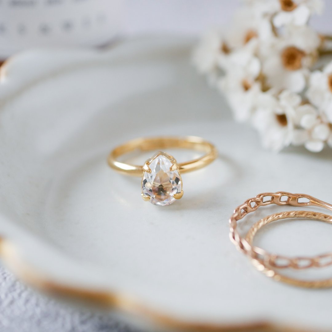 Pinkoi limited sale / Swarovski crystal / small drop ring - 戒指 - 水晶 白色