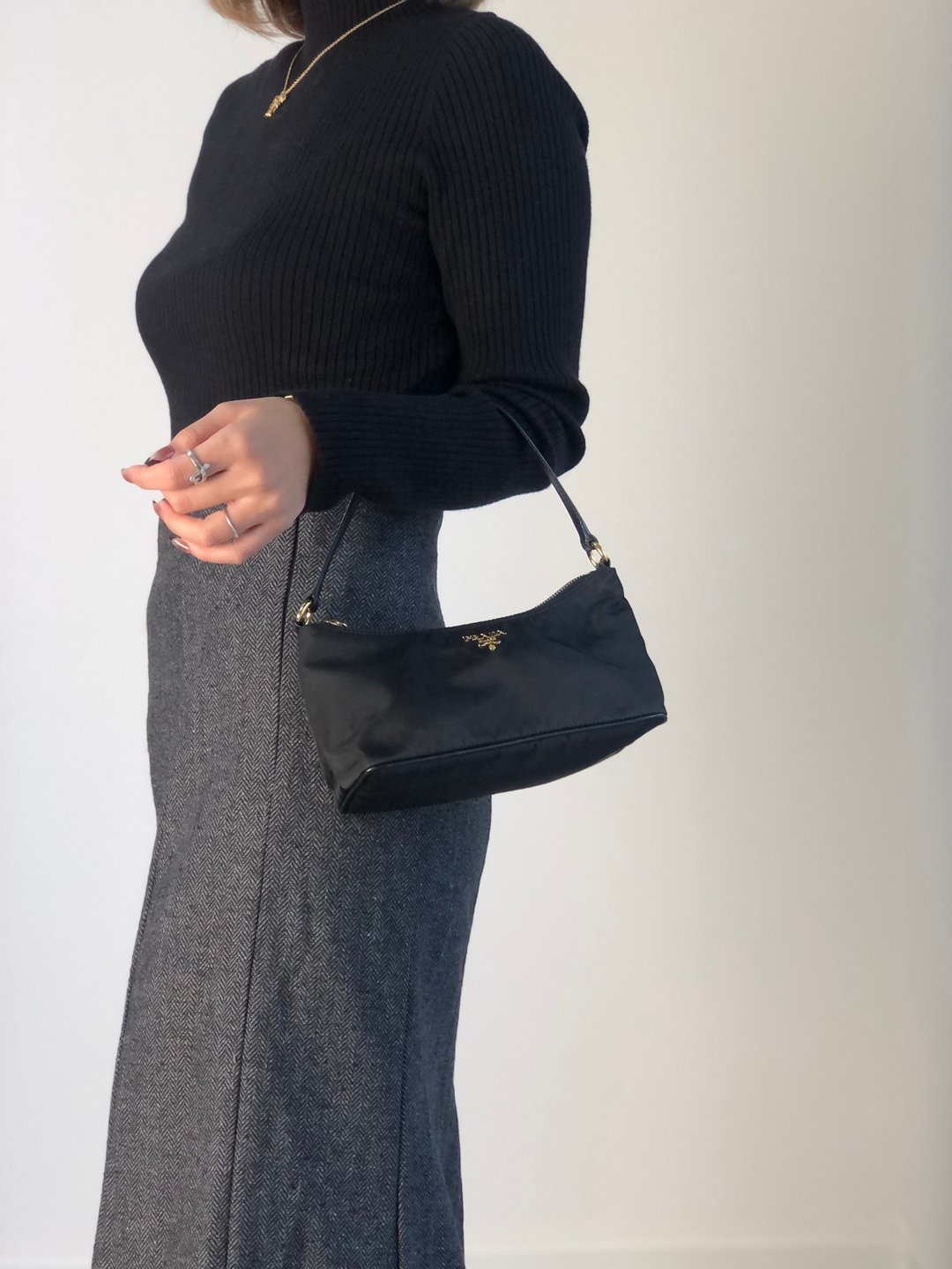 【 日本直送 名牌中古包 】PRADA 普拉达 手提包 黑色 Logo 尼龙 vintage 古董 复古 4kewfr - 手提包/手提袋 - 尼龙 黑色