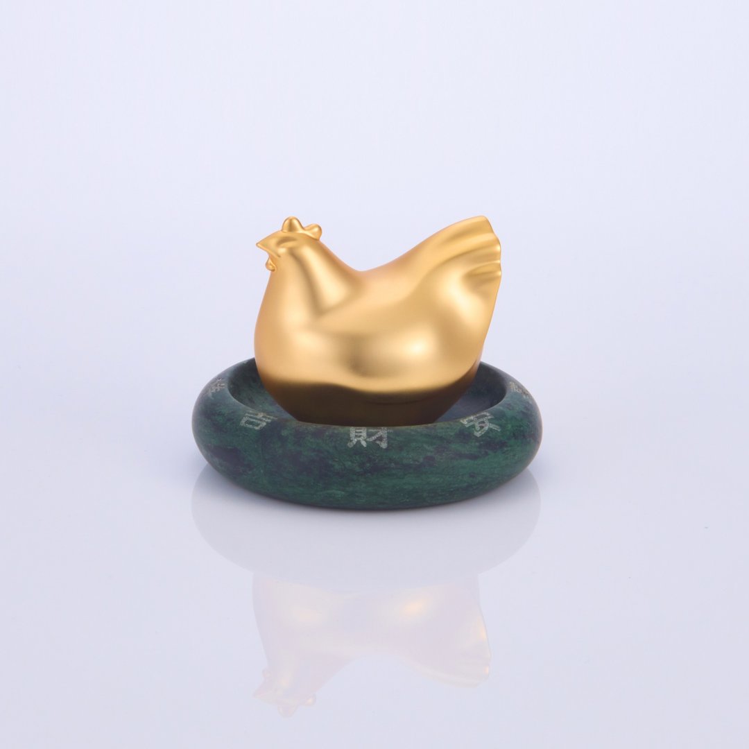 Addable×VERDE 石来运转 发财转鸡 - 台湾蛇纹石 - 摆饰 - 铝合金 黄色