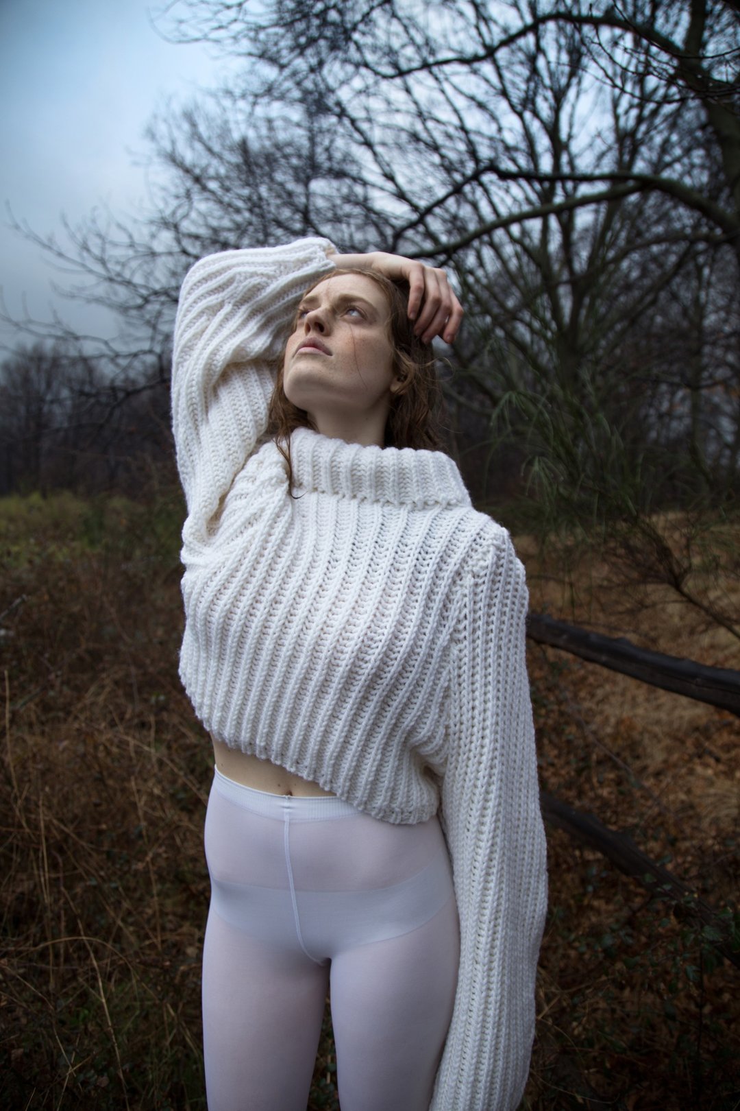 White oversize crop sweater - 女装针织衫/毛衣 - 其他材质 白色