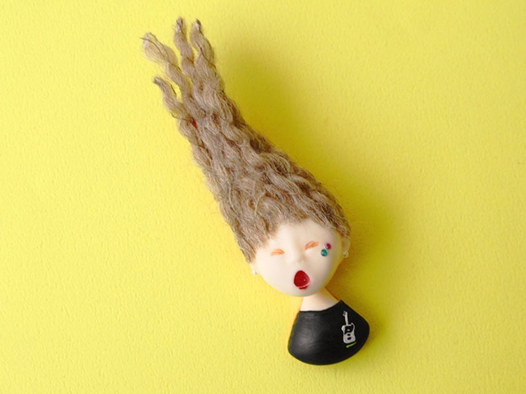 [Limited FESver Obon] Gustyman! [Beige / order production] - 胸针 - 塑料 咖啡色