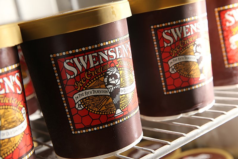 Swensen's Ice Cream 美国双圣冰淇淋 100ml 草莓/香草/白兰地波尔樱桃/巧克力 冰淇淋 - 冰淇淋/冰棒 - 其他材质 