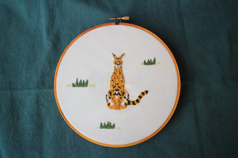 【在线】DIY手作刺绣材料包 / 草原上的薮猫 / 含教学影片 - 编织/羊毛毡/布艺 - 绣线 