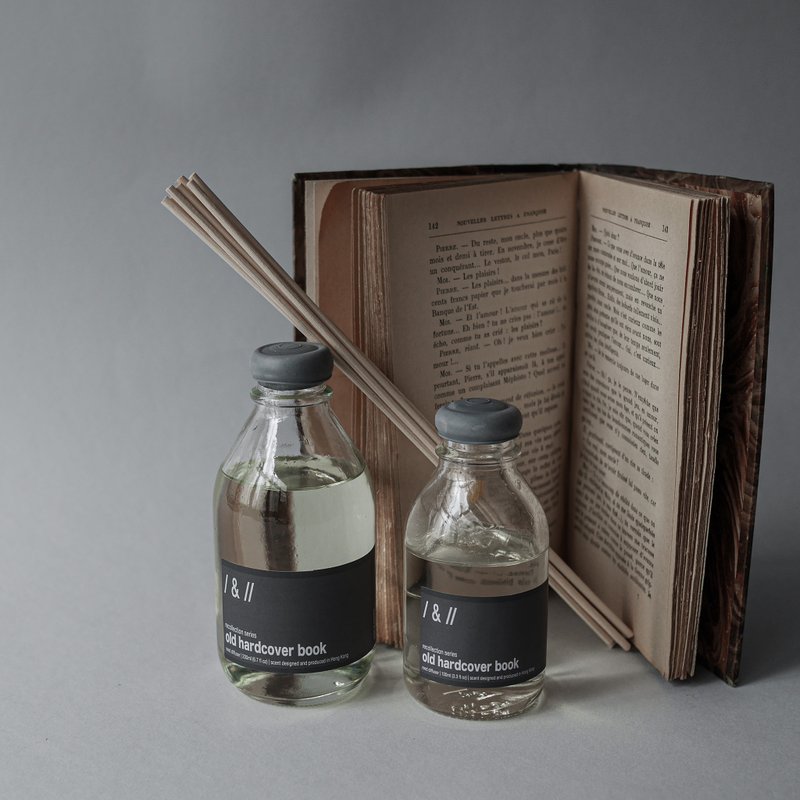 旧硬皮书 | 无火香薰 100ml & 200ml - 香薰/精油/线香 - 精油 黑色