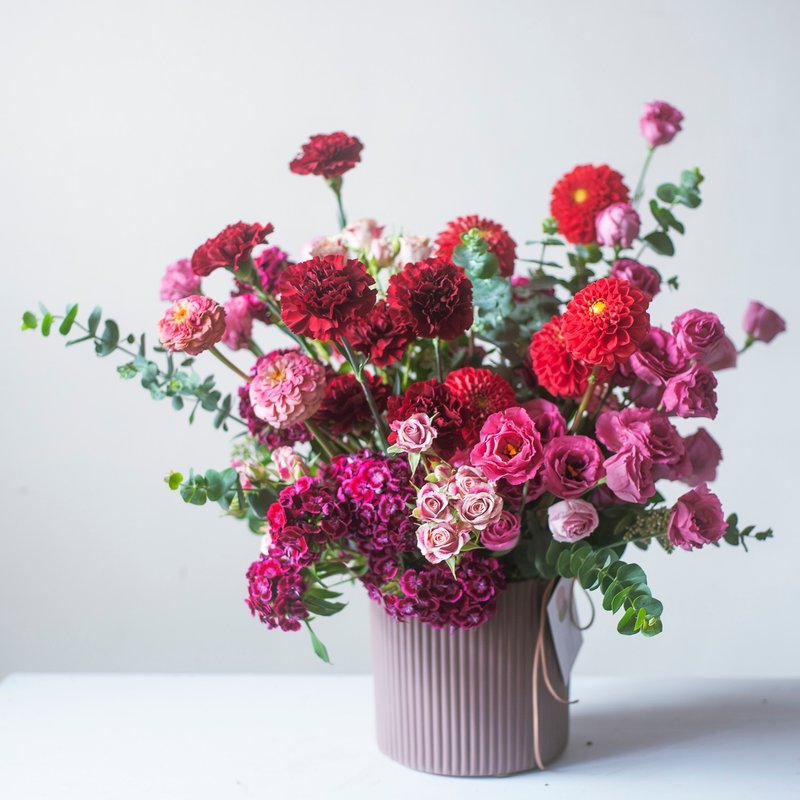 各种红桌花 | 鲜花花礼 | 开幕 | 送礼 | 可定制 - 干燥花/捧花 - 植物．花 红色