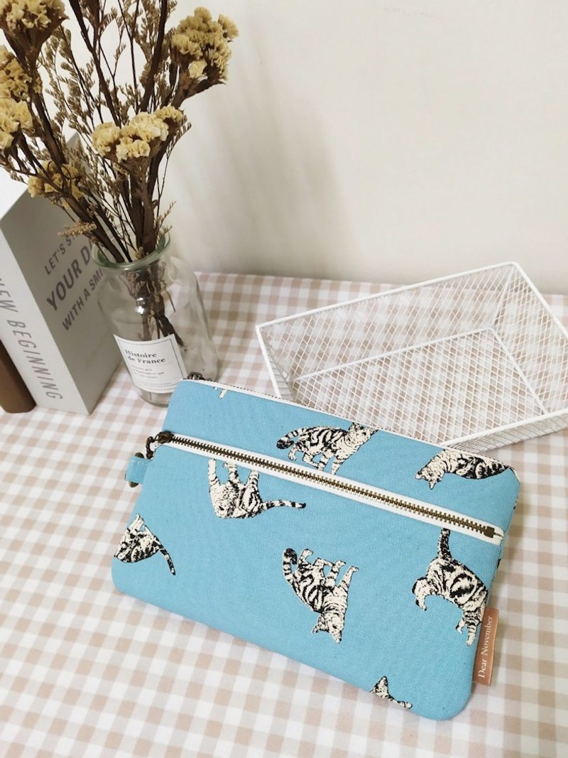 拾光系列零钱包/万用包/拉链收纳包/虎斑小猫款/预购中 - 皮夹/钱包 - 棉．麻 蓝色