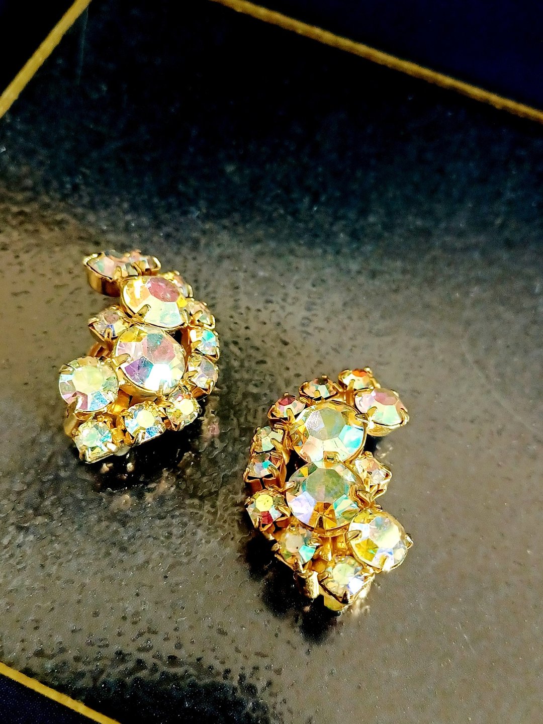 vintage jewelry 璀璨暮色莱茵钻 夹式耳环 - 耳环/耳夹 - 其他金属 