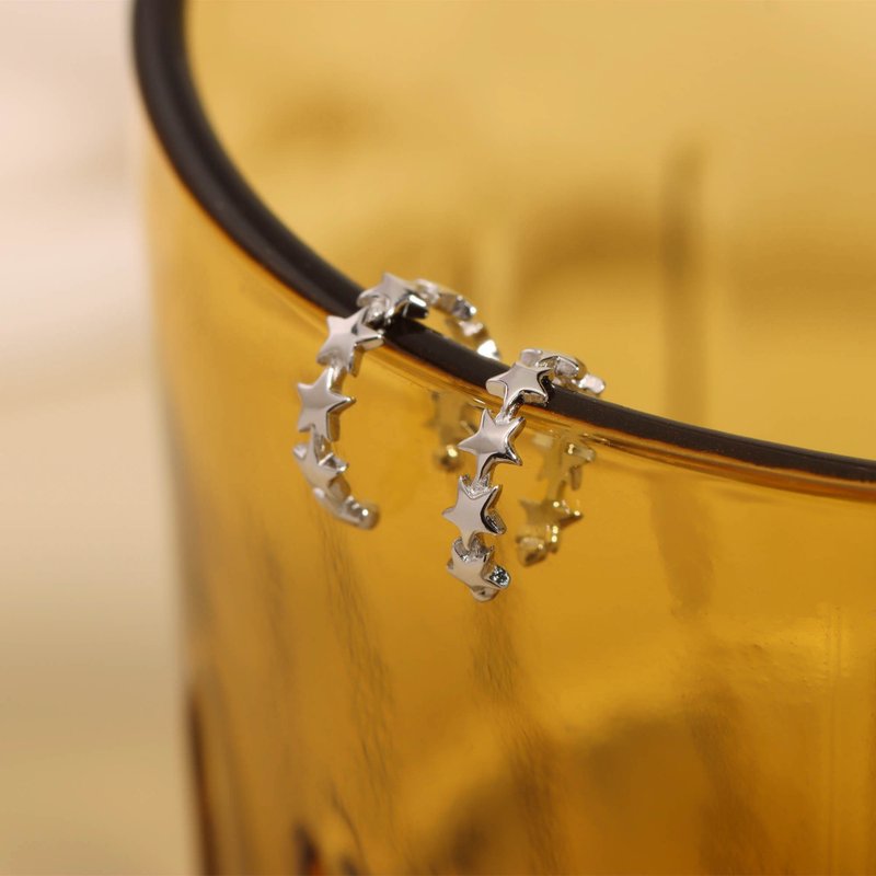 s925銀自製原創五角星星耳骨夾 無耳洞女生耳骨夾 - 耳环/耳夹 - 银 金色