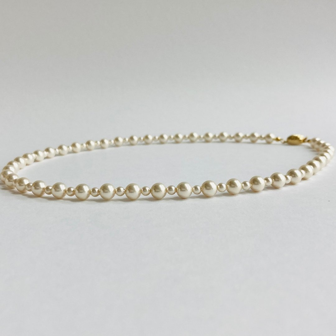 贝壳珍珠设计款项链／5.5mm．约42cm／白米色／金色／日本制造 - 项链 - 贝壳 白色