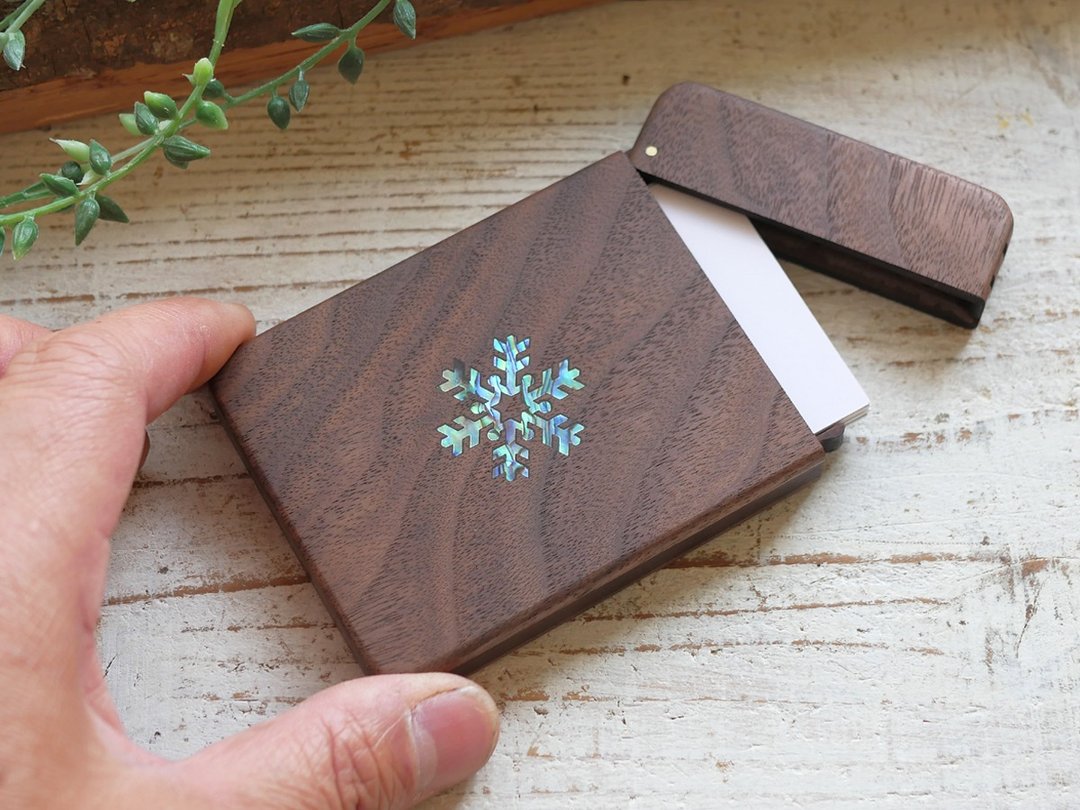 Wooden business card holder　Snowflake - 名片夹/名片盒 - 木头 咖啡色