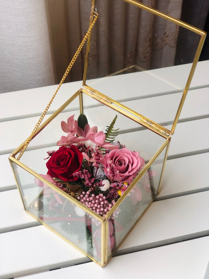Ochre 立方体玻璃花房系列-金边小款 花礼 花盒 - 干燥花/捧花 - 植物．花 粉红色