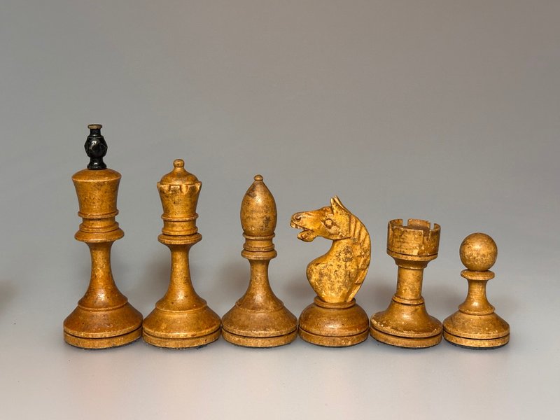 最稀有的俄罗斯苏维埃西洋棋组，1920年代或1930年代 - 桌游/玩具 - 木头 黑色