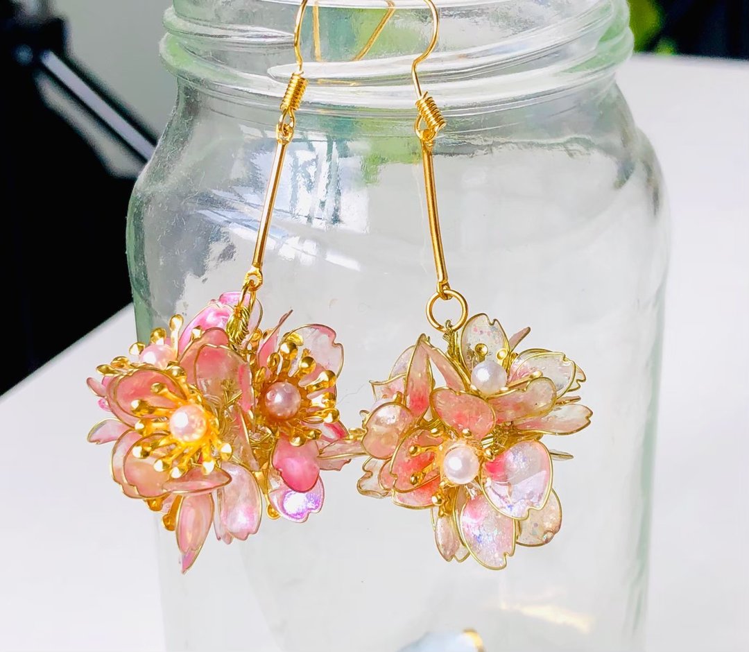 樱花树脂耳环 手作耳环 造花液 树脂 水晶花耳环 - 耳环/耳夹 - 树脂 粉红色