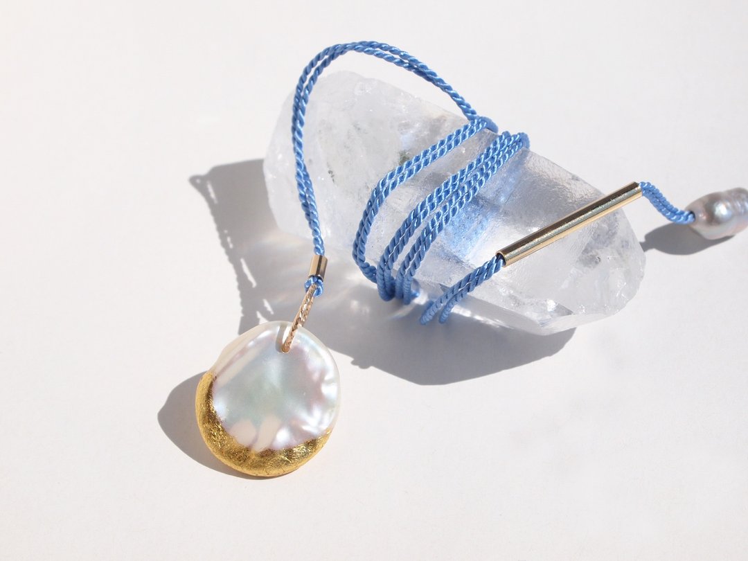 [4 colors] Petal Pearl Silk Necklace Pearl Rose Petal 70cm Adjustable length - 项链 - 宝石 金色