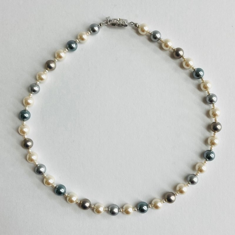 玻璃珍珠混色项链 / 8mm 约 42cm / 蓝 x 灰混色 / R / 日本制 - 项链 - 玻璃 蓝色