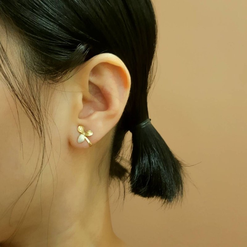 小花日常耳饰|设计师VitalitéJewelry | Alley独家永续珠宝 - 耳环/耳夹 - 其他金属 金色