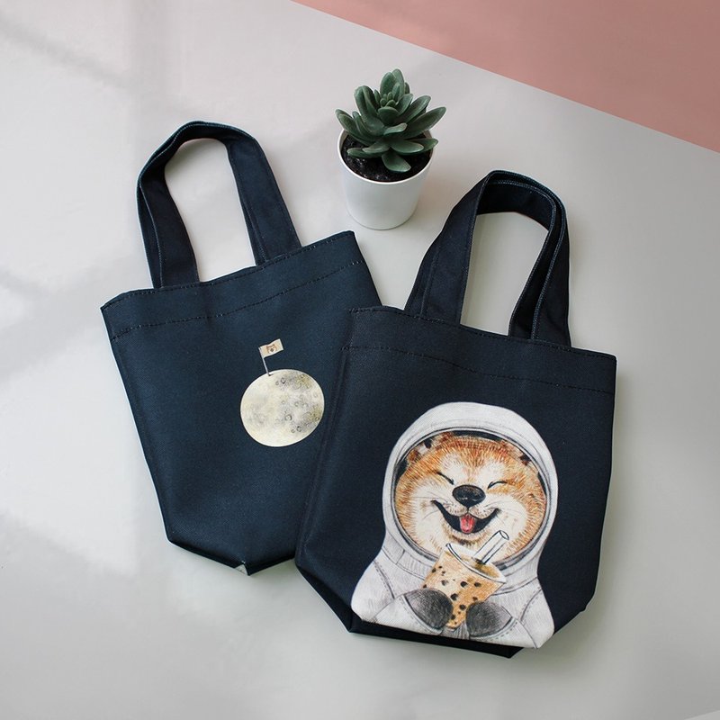 太空柴犬_动物插画/防泼水饮料袋/万用环保袋/保温瓶袋/雨伞袋/单 - 手提包/手提袋 - 防水材质 黑色