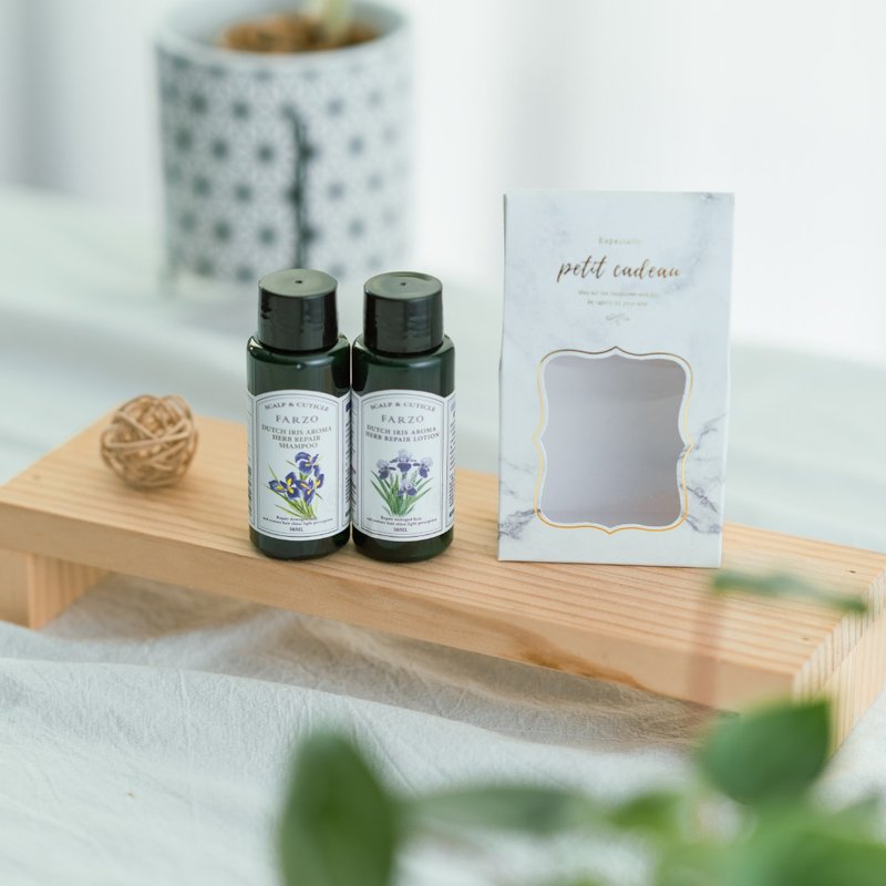 【大理石礼盒】鸢尾花润泽洗润旅行组50ml - 润发用品 - 植物．花 黑色