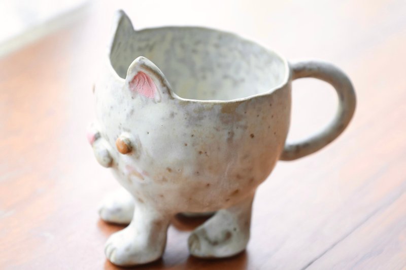 【圣诞礼物】手捏圆胖喵星人马克杯陶杯猫爱心鼻子猫丑萌花猫收纳 - 摆饰 - 陶 卡其色