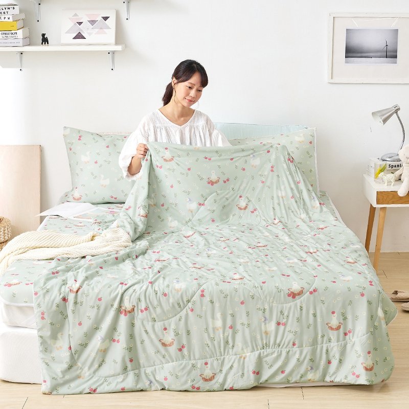 凉被 / Cool-Fi科技凉感 / Huggy 冰丝凉感被 / 绿茵小鸭 台湾制 - 被子/毛毯 - 其他材质 绿色