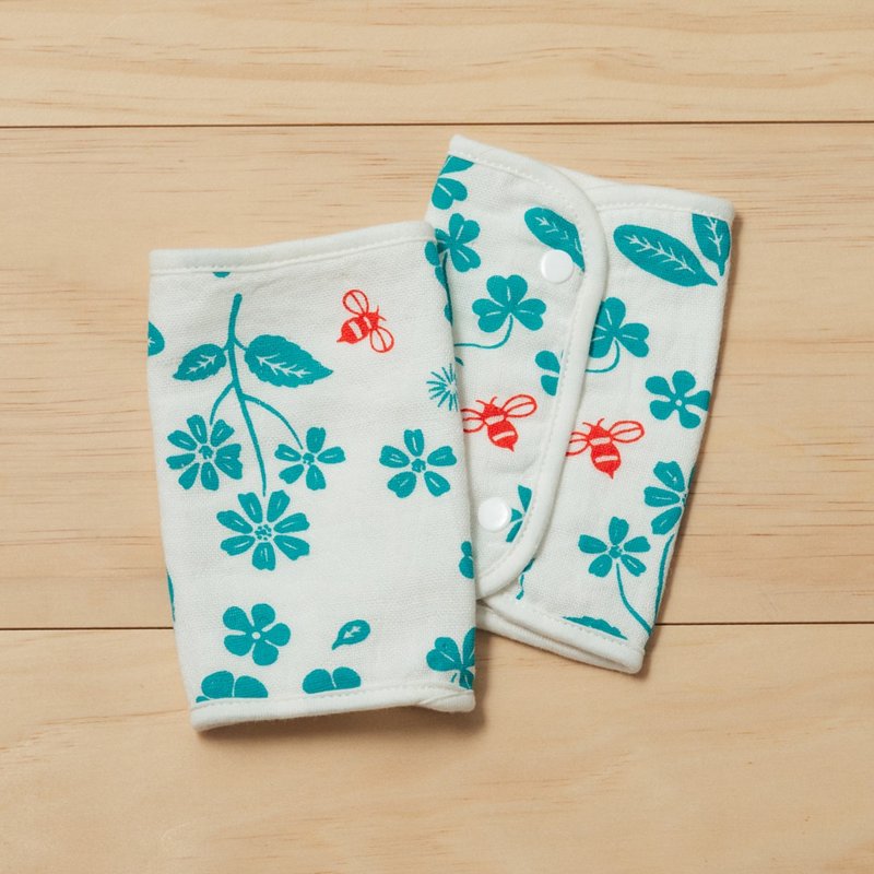 宝宝背带口水巾二入组/野花草与蜜蜂/天空蓝 - 围嘴/口水巾 - 棉．麻 蓝色