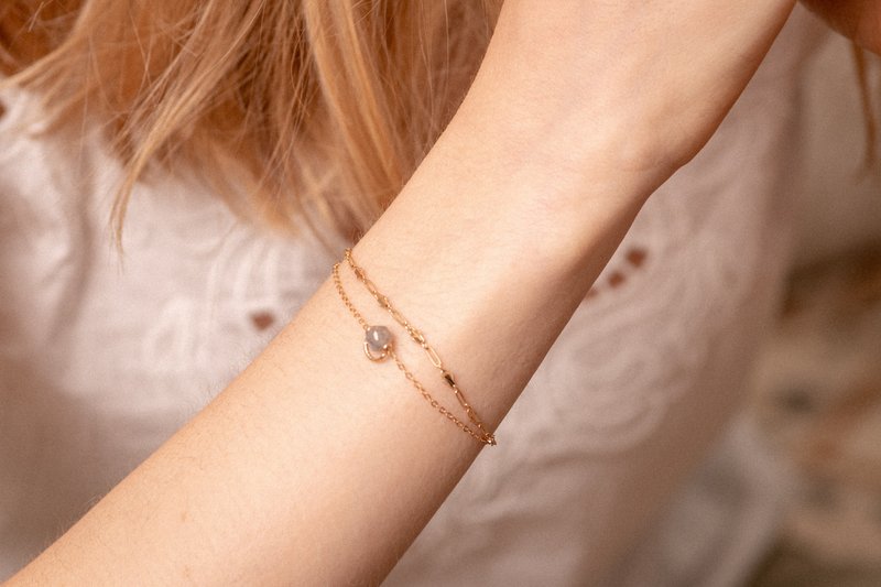 Zoaje VIETNAM 手链 14k注金包金 闪光拉长石六边形吊坠 简约时尚 - 手链/手环 - 贵金属 灰色