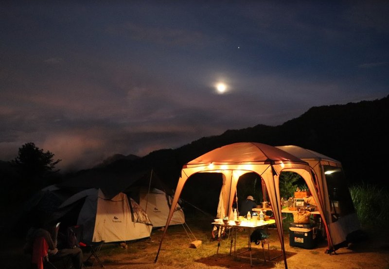 星空下的私厨 X 镇西堡千年神木健行 X 野溪温泉体验 X 露营管家 - 深度旅游 - 其他材质 