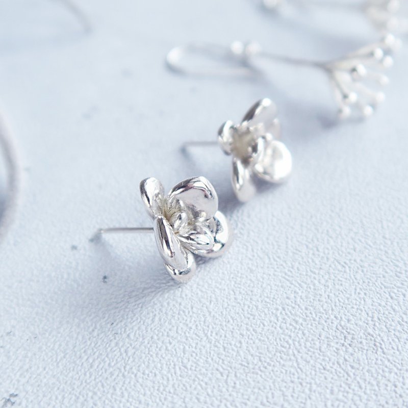 森林系 925纯银 厚感多肉 玫瑰 耳环 - 耳环/耳夹 - 纯银 白色