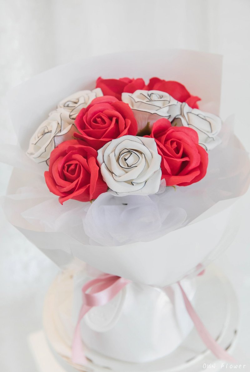 红玫瑰花束/香皂花花束/生日花束/情人节花束/告白花束/永生花束 - 干燥花/捧花 - 其他材质 红色