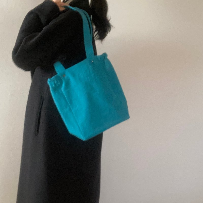 Gathered Tote Bag　Notebook    canvas　 Shoulder bag   iPad  Tablet  Cerulean blue - 手提包/手提袋 - 棉．麻 蓝色