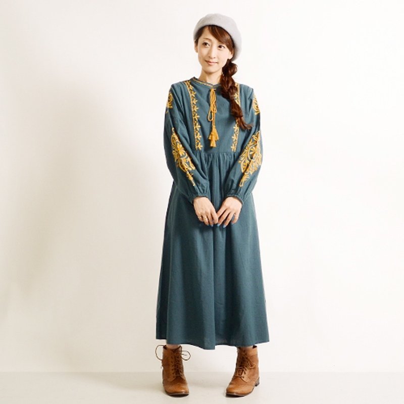 Asian motif embroidery waist switching bohemian one piece - 洋装/连衣裙 - 棉．麻 绿色