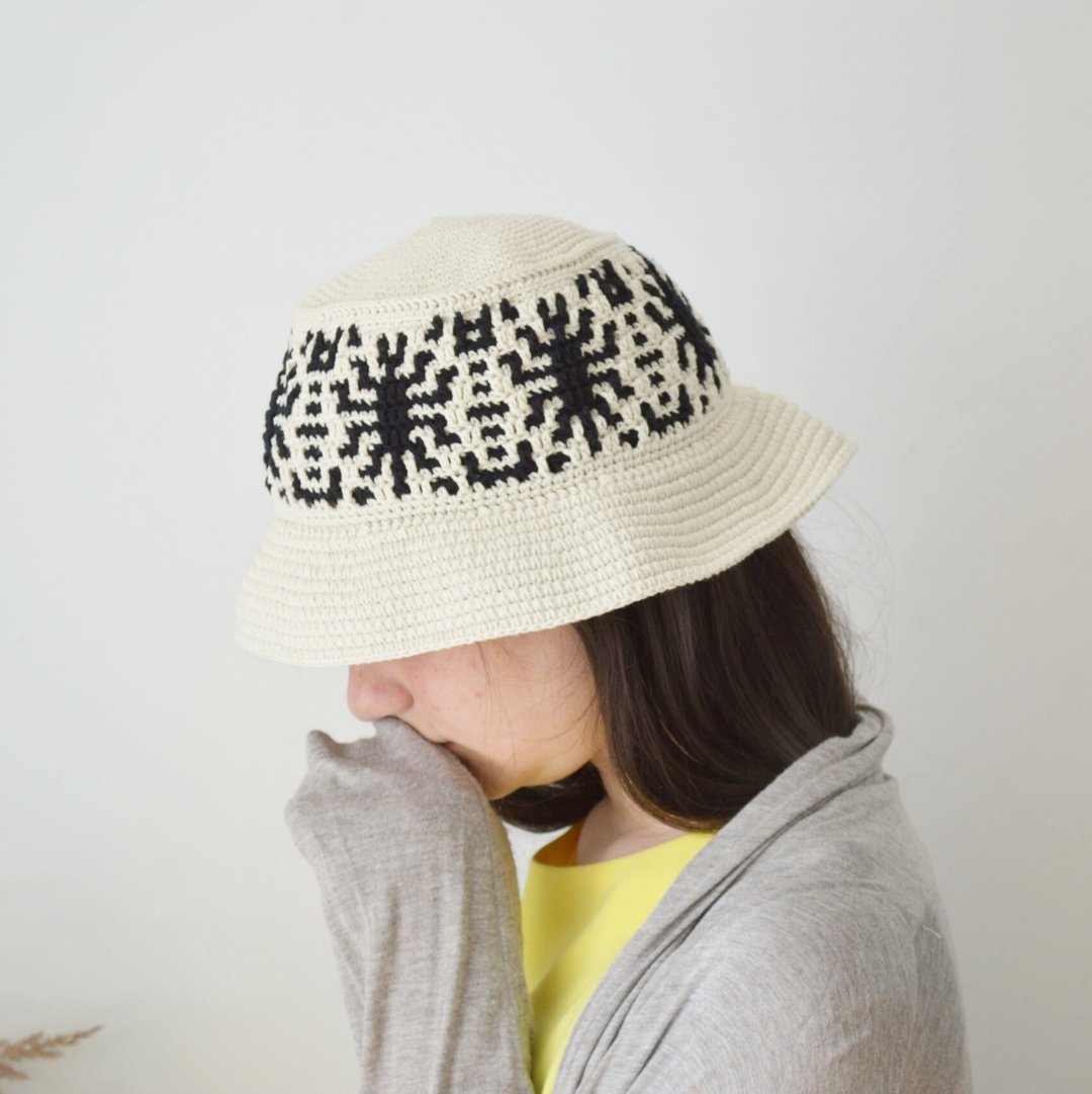 Crochet bucket hat men women embroidery Custom cool knit ivory fisherman hat - 帽子 - 棉 白色
