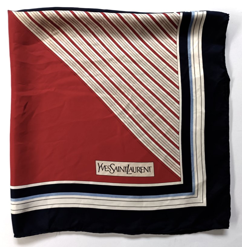 复古 Yves Saint Laurent 条纹丝巾，30 x 31 英寸，100% 丝绸方巾 - 丝巾 - 丝．绢 红色