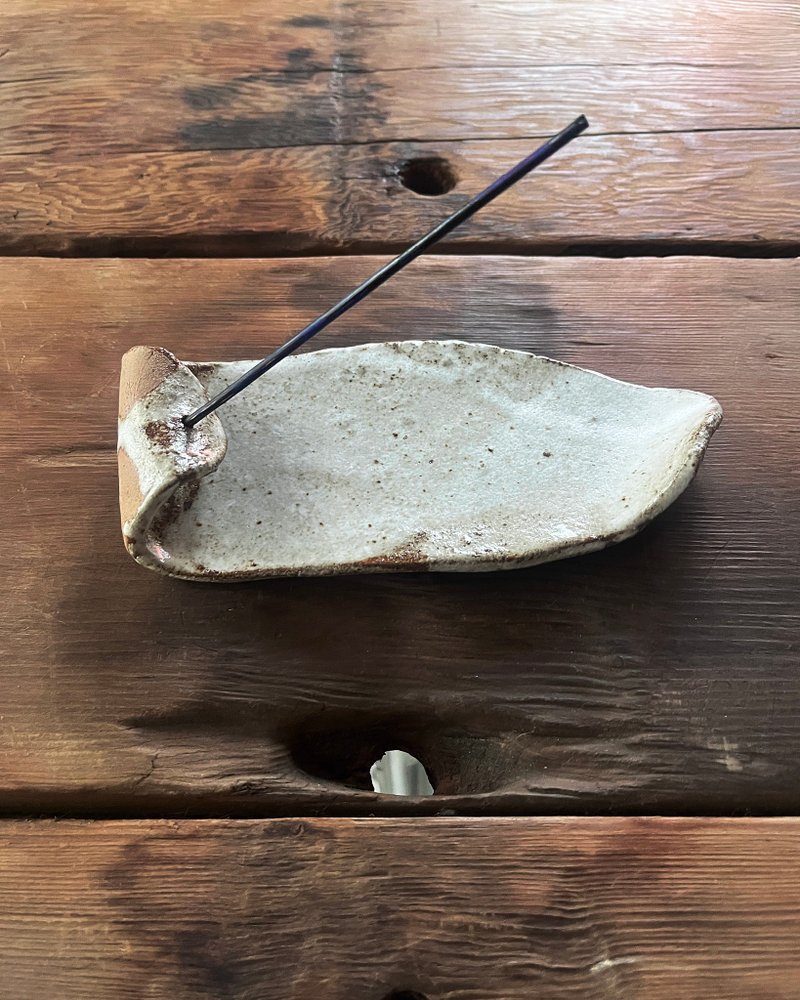 流白 卷片香皿 线香皿  | 陶器皿 - 摆饰 - 陶 白色