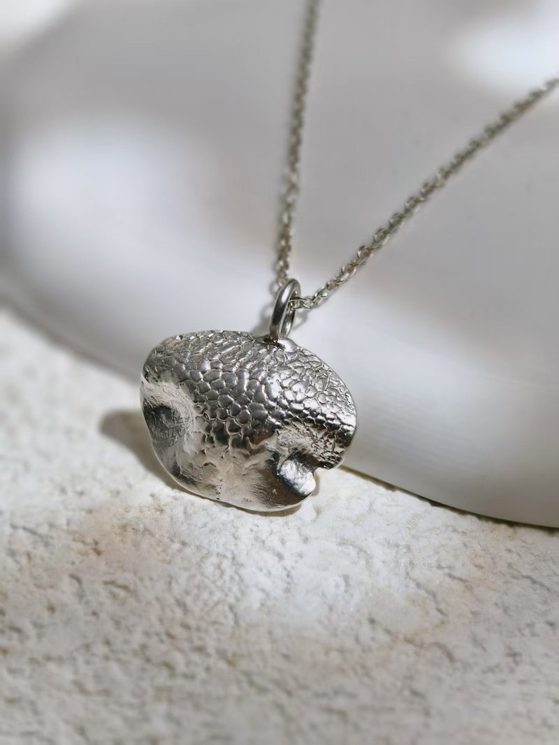 金工系列:专属毛小孩的独特印记 – 鼻纹饰品订制 纯银项链 - 项链 - 纯银 