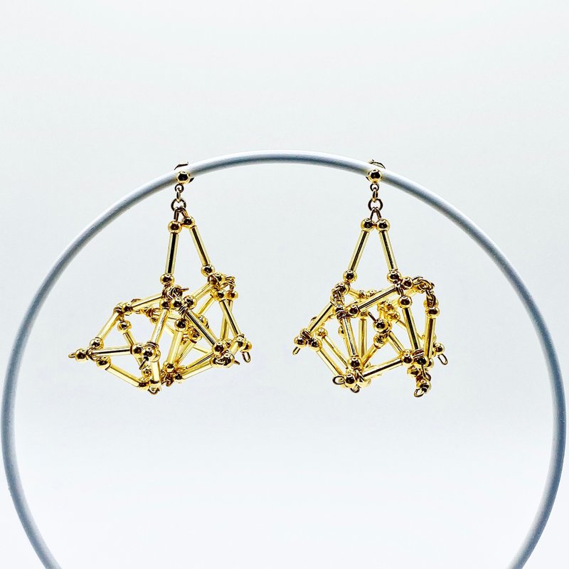 3D PIERCE/EARRING【Gold】 - 耳环/耳夹 - 玻璃 金色
