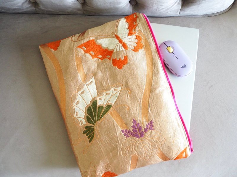 【独一无二】和服腰带 × 帆布电脑包 手拿包 和风现代 个性十足 色彩缤纷 腰带再造 和服再造 - 电脑包 - 丝．绢 金色