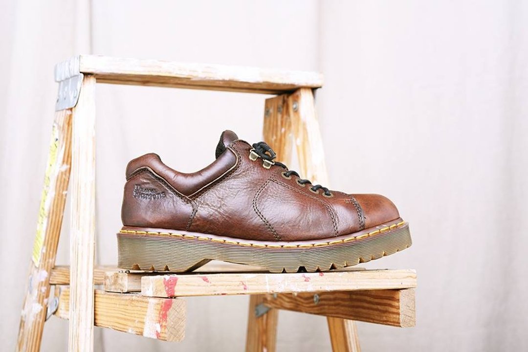 《Dr. Martens Shoes》复古咖啡色马汀woer系列 DMH01 - 男款休闲鞋 - 真皮 咖啡色
