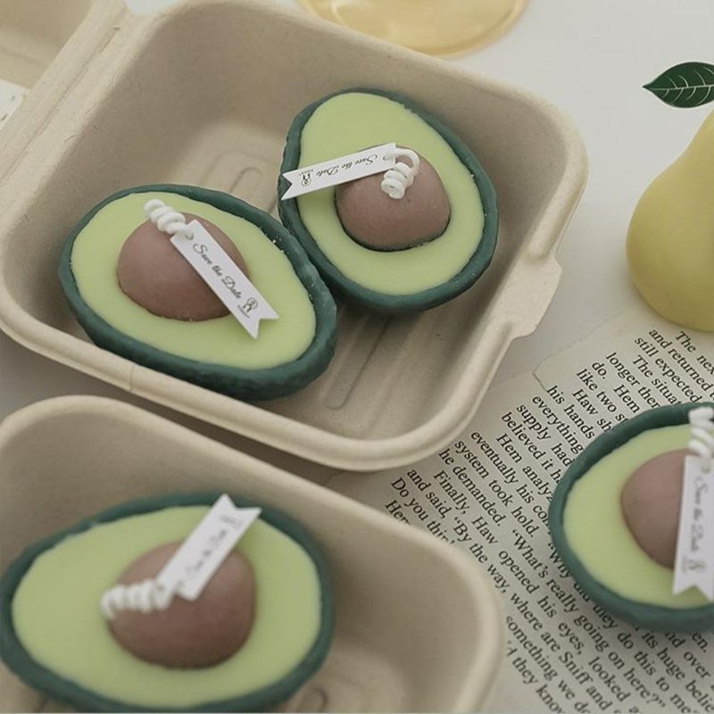 FUNDAY 造型蜡烛系列 - 酪梨牛油果造型香氛蜡烛 造型香薰蜡烛 - 蜡烛/烛台 - 其他材质 绿色