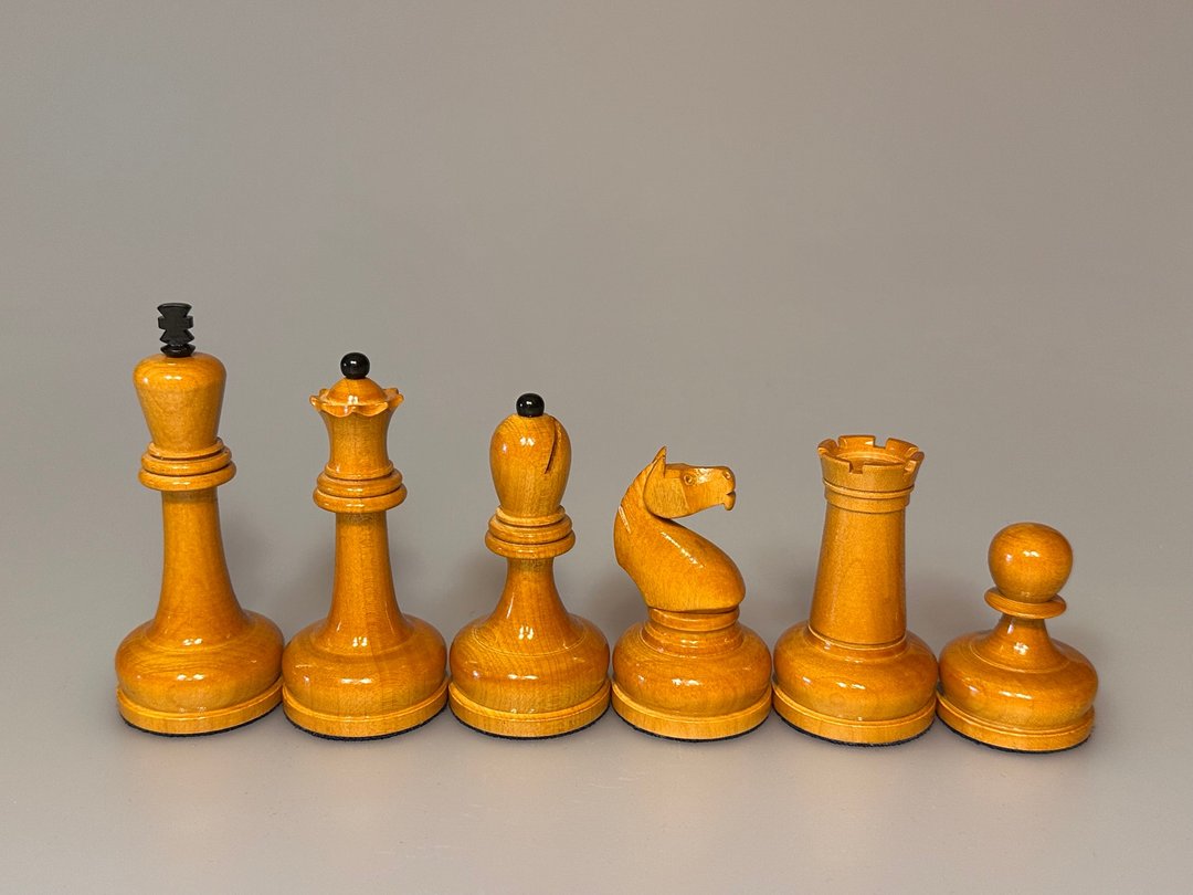 苏联/俄罗斯国际象棋套装，称为 Tal 1947 年至 1953 年 - 桌游/玩具 - 木头 黑色