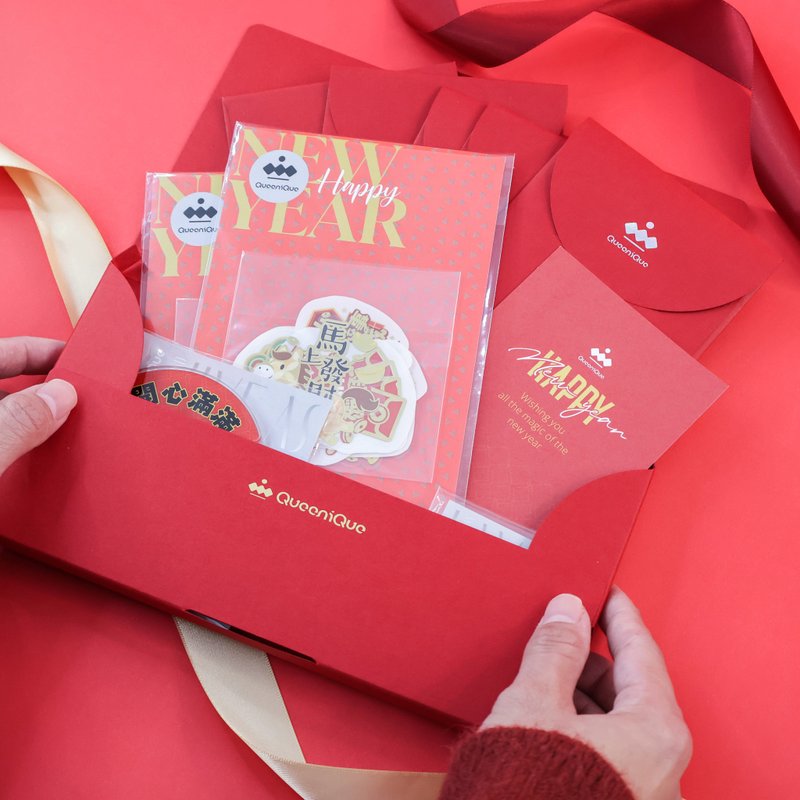 【QueeniQue】新年礼包/红包袋/新年贴纸/春联磁铁 - 红包/春联 - 纸 红色