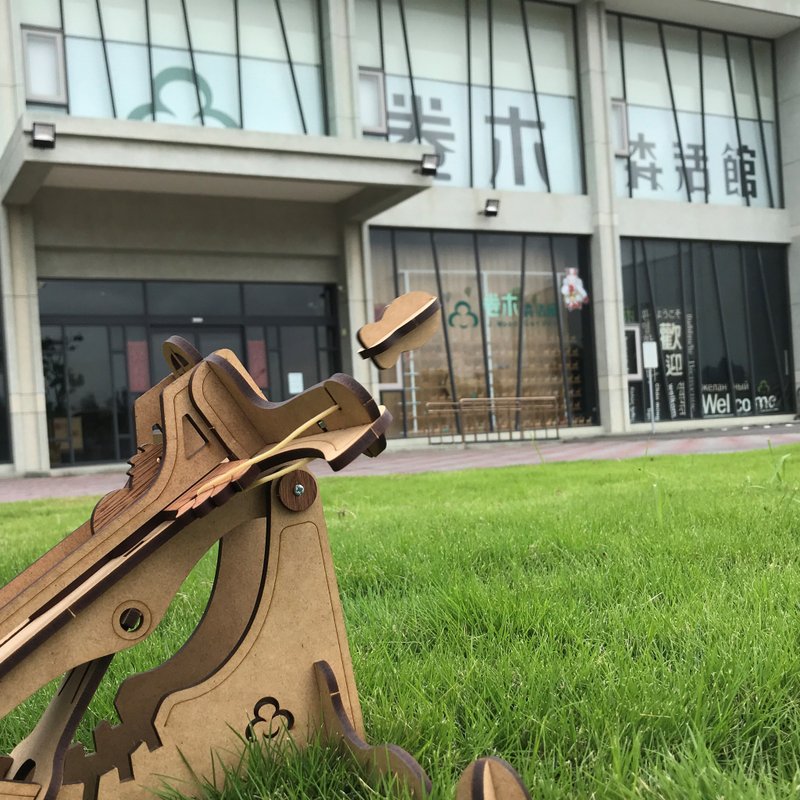 【手作DIY】大展鸿图 老鹰弹弓 组装 木制玩具 射击 毕业礼物 - 木工/竹艺/纸艺 - 木头 咖啡色