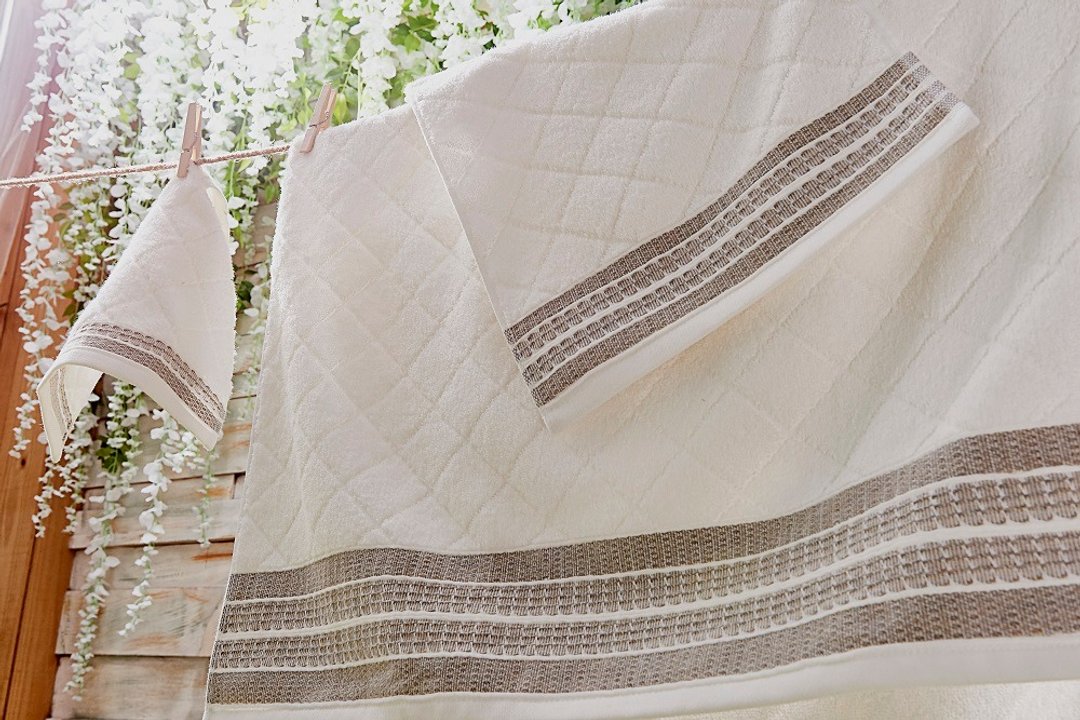 【绝版品】Chouettehome 家.悠系列| 葡萄牙浴巾| 最后数量 - 毛巾浴巾 - 棉．麻 白色