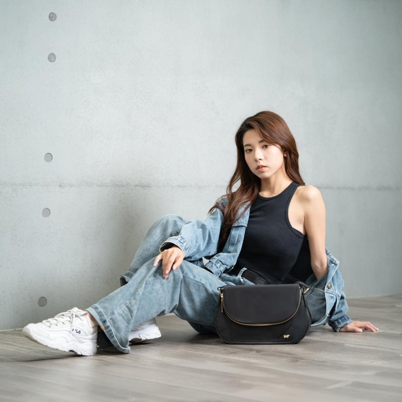 【免费升级送礼包装】玛普尔 斜背包-黑色/BF837-13-BK - 侧背包/斜挎包 - 真皮 黑色