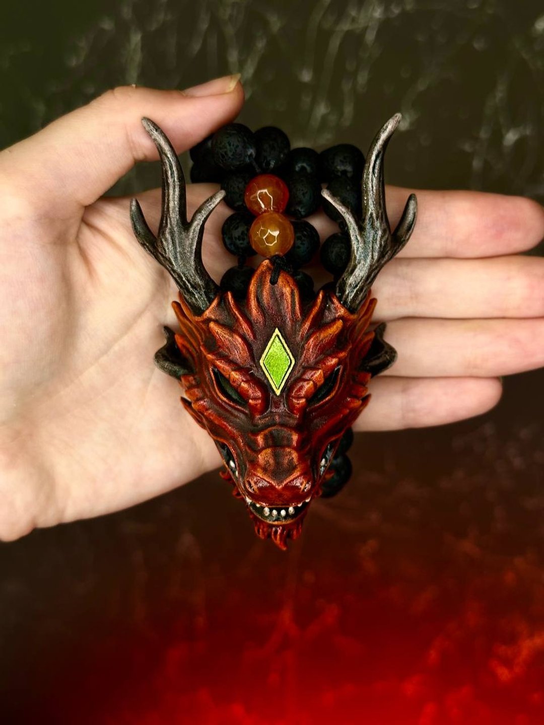 红色龙项链吊坠史矛革面具阿洛迪达龙面具项链 - 项链 - 树脂 红色