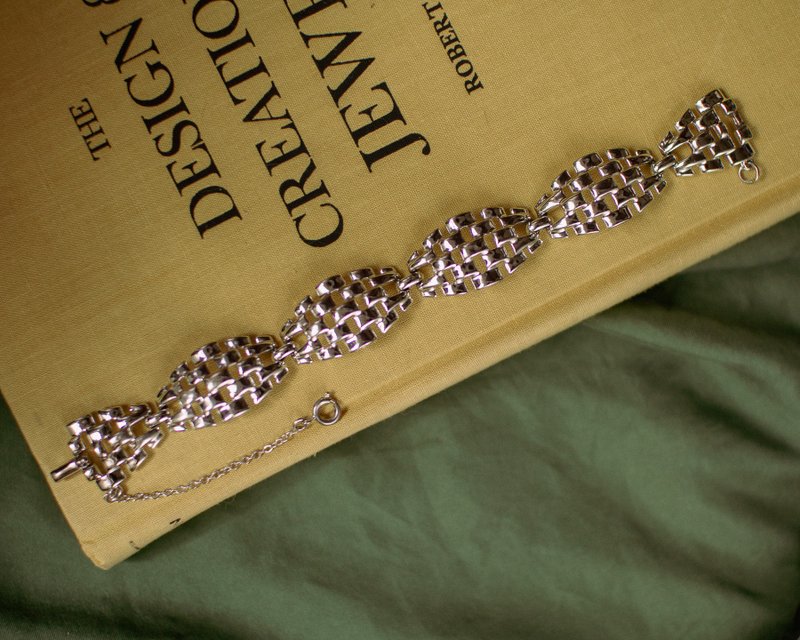 美国Coro品牌古董 镂空几何网状造型 银色手链 手环 - 手链/手环 - 其他金属 银色