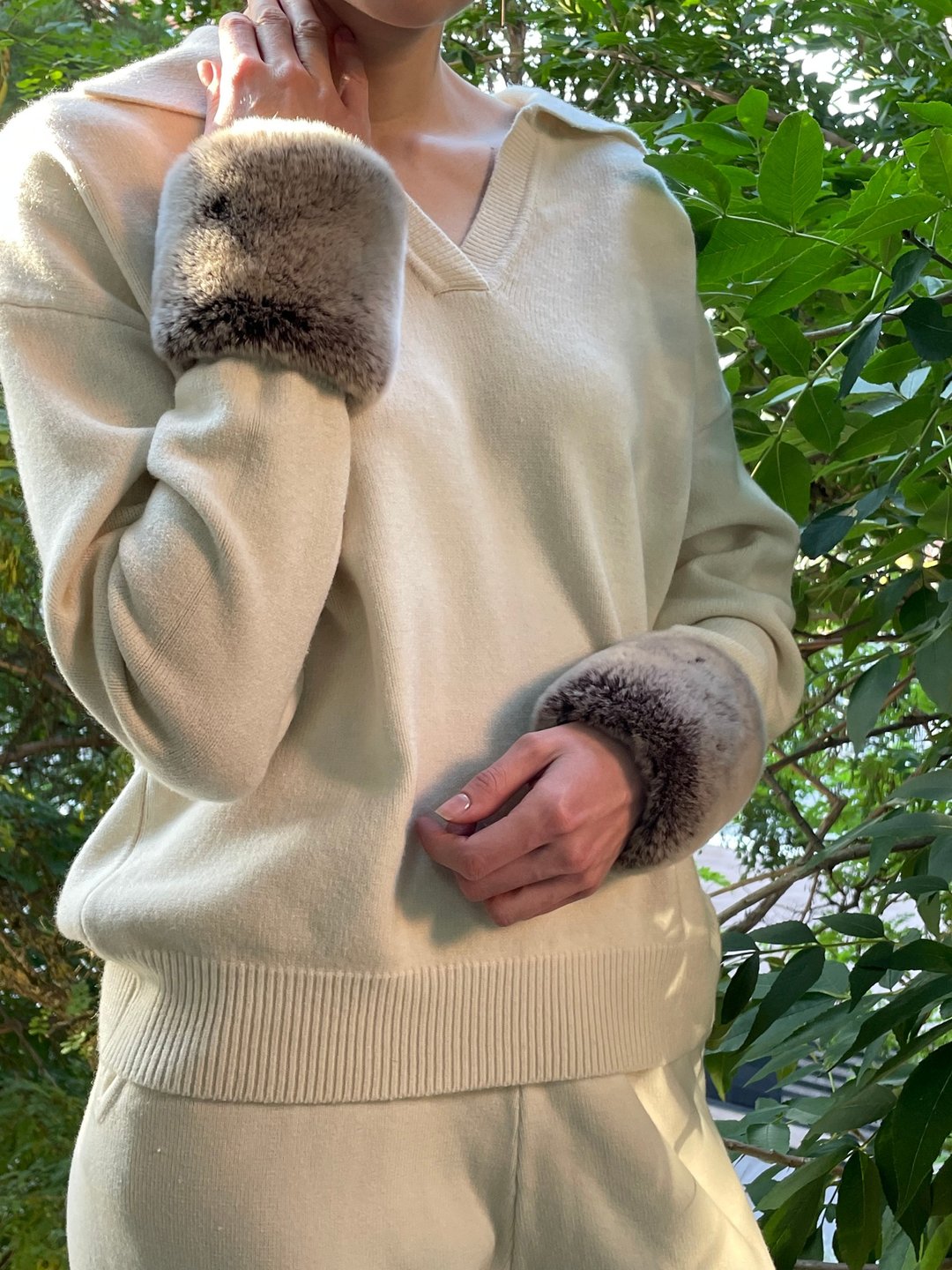 Slap on cuffs / Fur bracelets / Wristband - 手链/手环 - 其他材质 多色